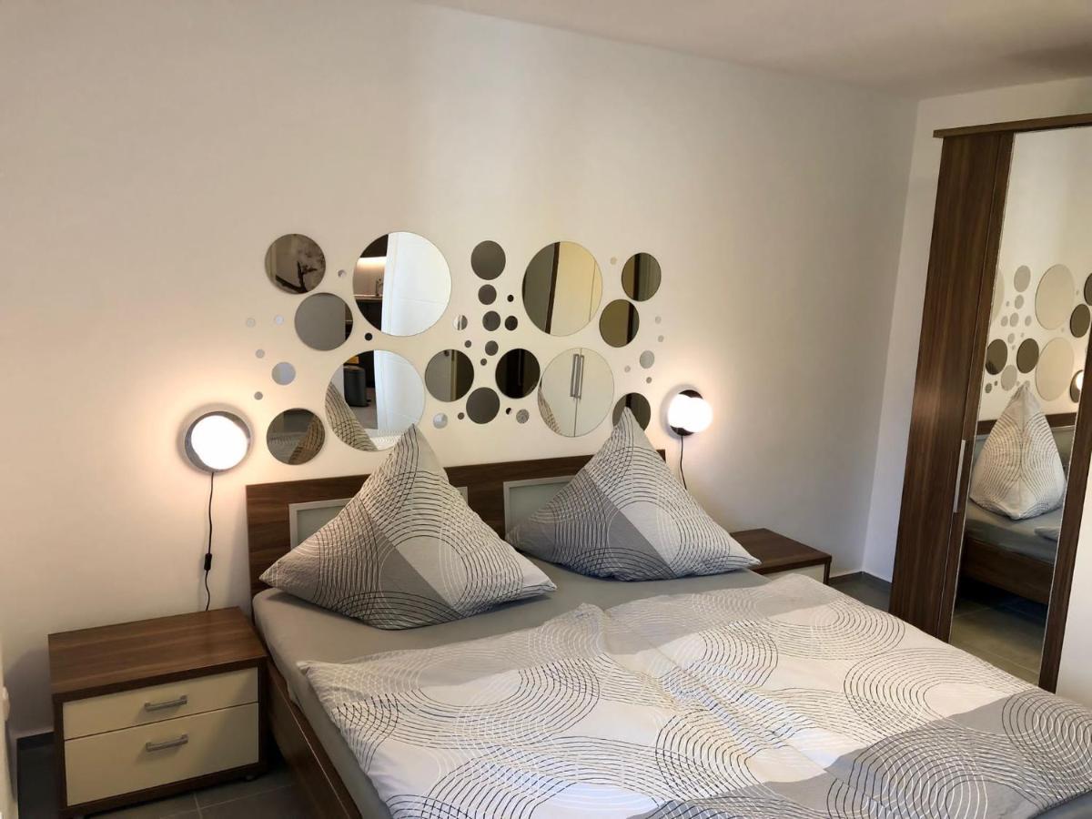 Erdgeschoss-Appartement Mit Seeterasse Ahrensbok 外观 照片