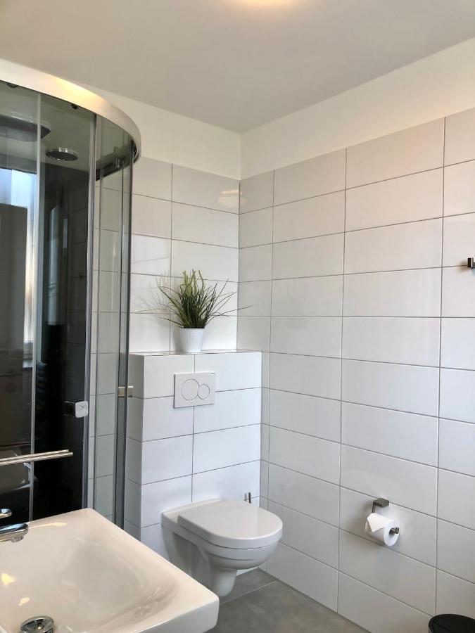 Erdgeschoss-Appartement Mit Seeterasse Ahrensbok 外观 照片